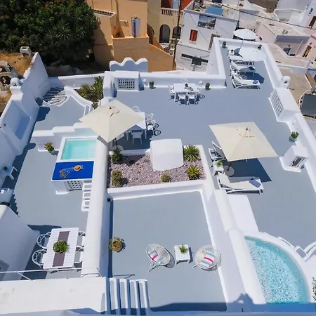 Radiant Santorini Apartahotel Mesaria