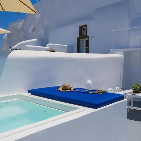 Radiant Santorini 3* Mesaria