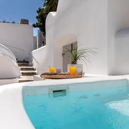 Radiant Santorini 3* Mesaria