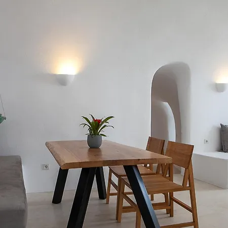 Radiant Santorini Mesaria