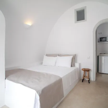Radiant Santorini Mesaria