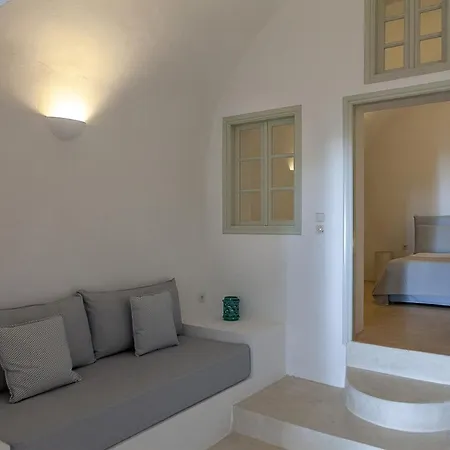 Radiant Santorini Mesaria