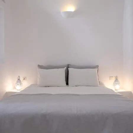 Radiant Santorini Mesaria